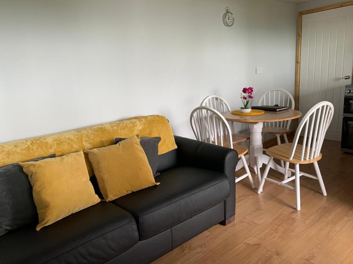 In The Woods Chalet Llandybie