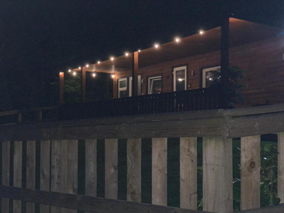 In The Woods Chalet Llandybie